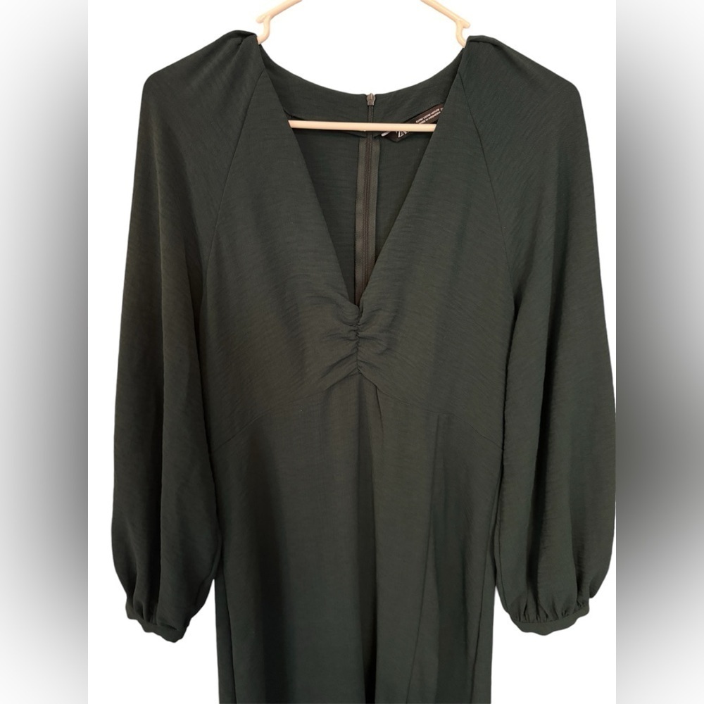 Zara green midi Vneck puff sleeve dress whimsigoth dark feminine romantic dainty - Picture 6 of 9